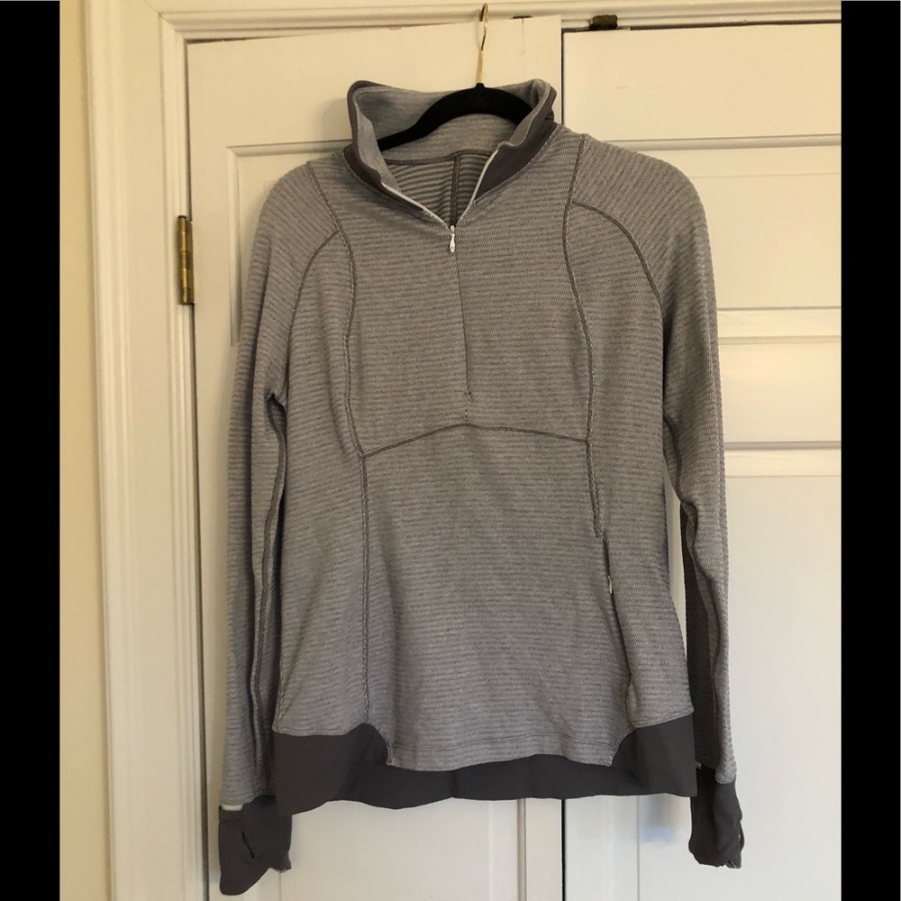 LuLulemon Women’s Shirt